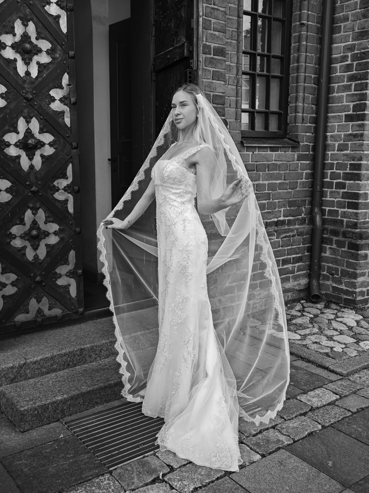 The Daphne Veil – Greek Draped Chantilly Lace Wedding Veil, Single Tier, Ivory
