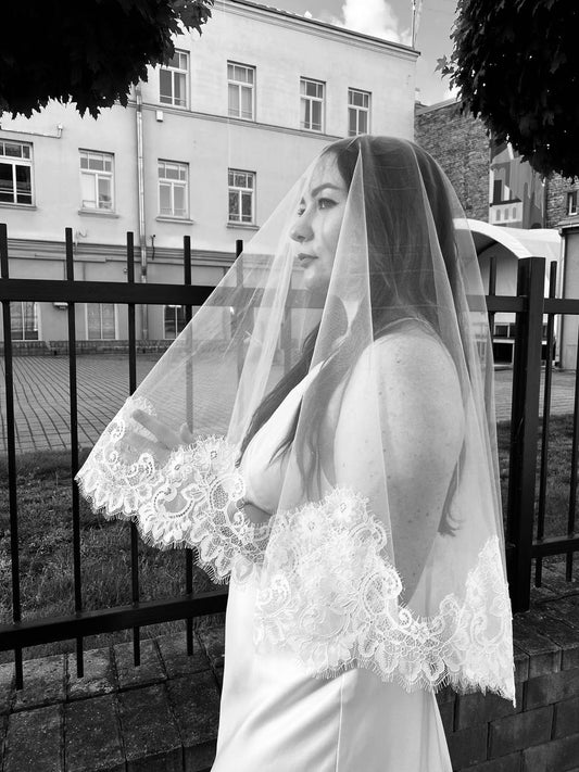 Wedding Veil With Blusher or Without: How to Choose the Right One