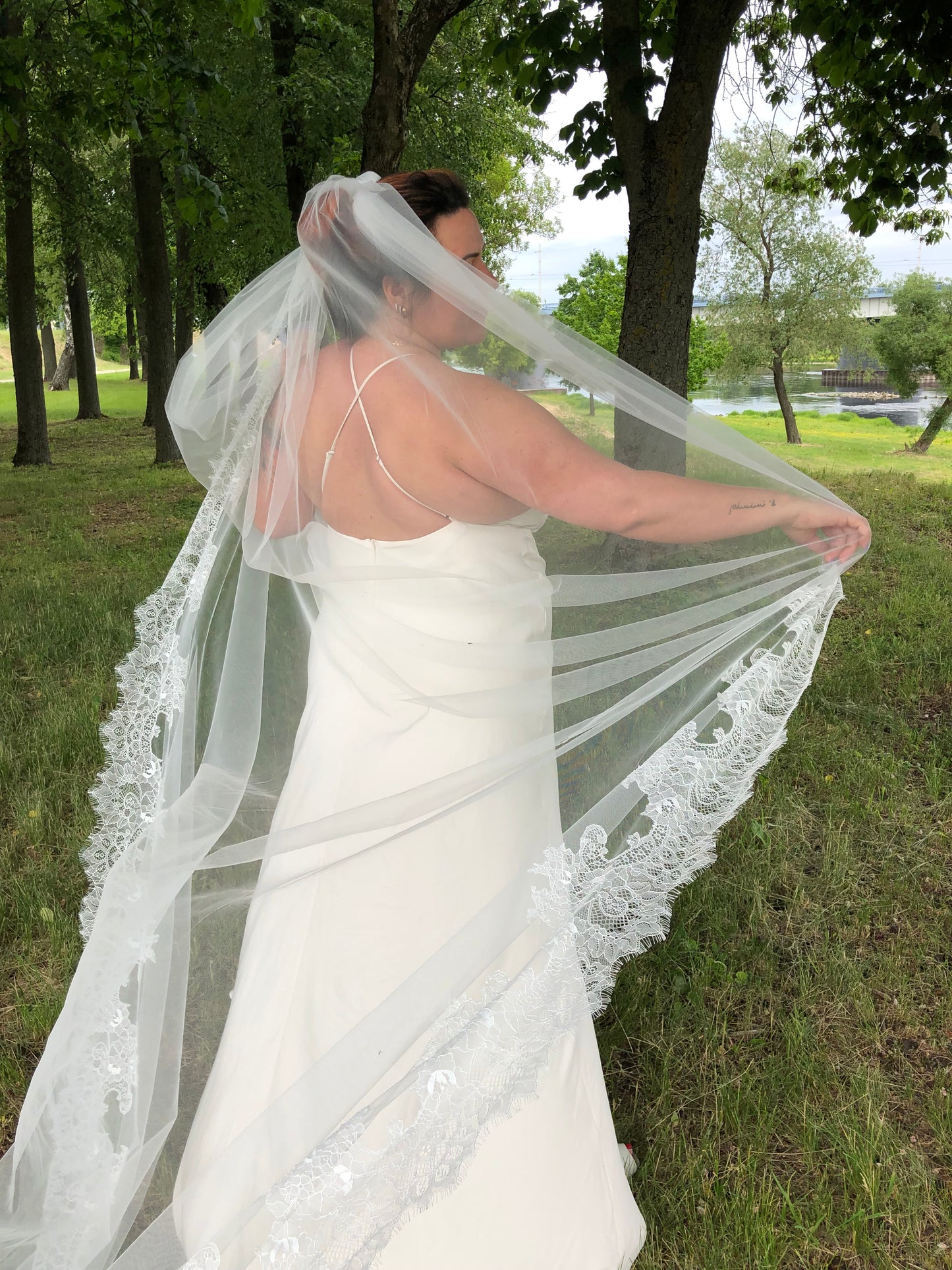 Cathedral Length Chantilly Lace Veil – Single Tier Bridal Veil, Light Ivory, Handmade Lace Veil