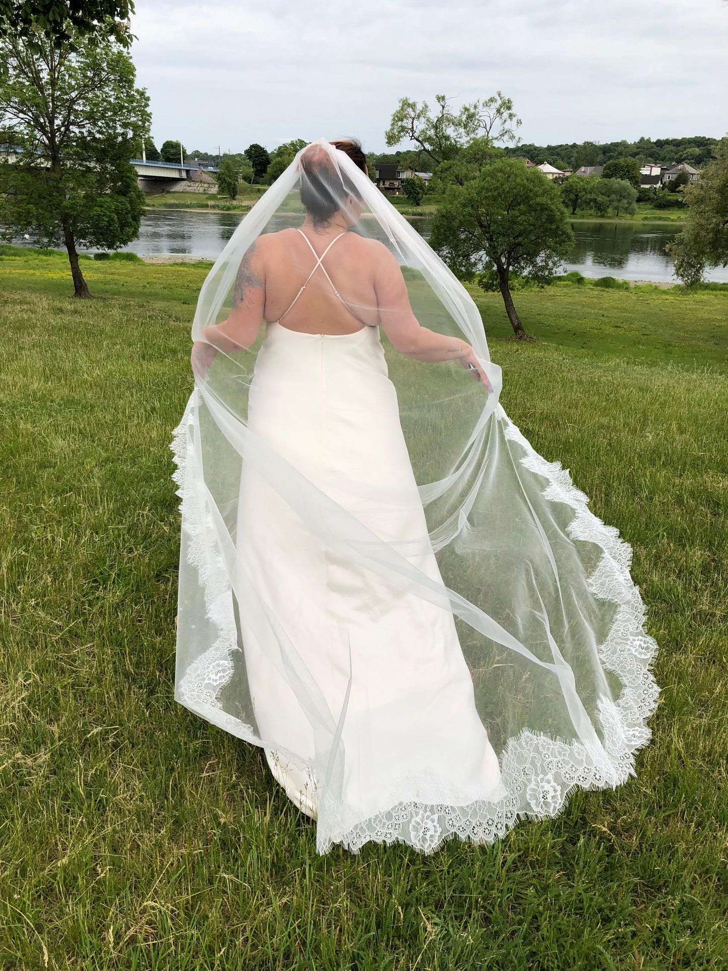 Cathedral Length Lace Edge Veil – Single Tier Bridal Veil, Light Ivory, Handmade Wedding Veil