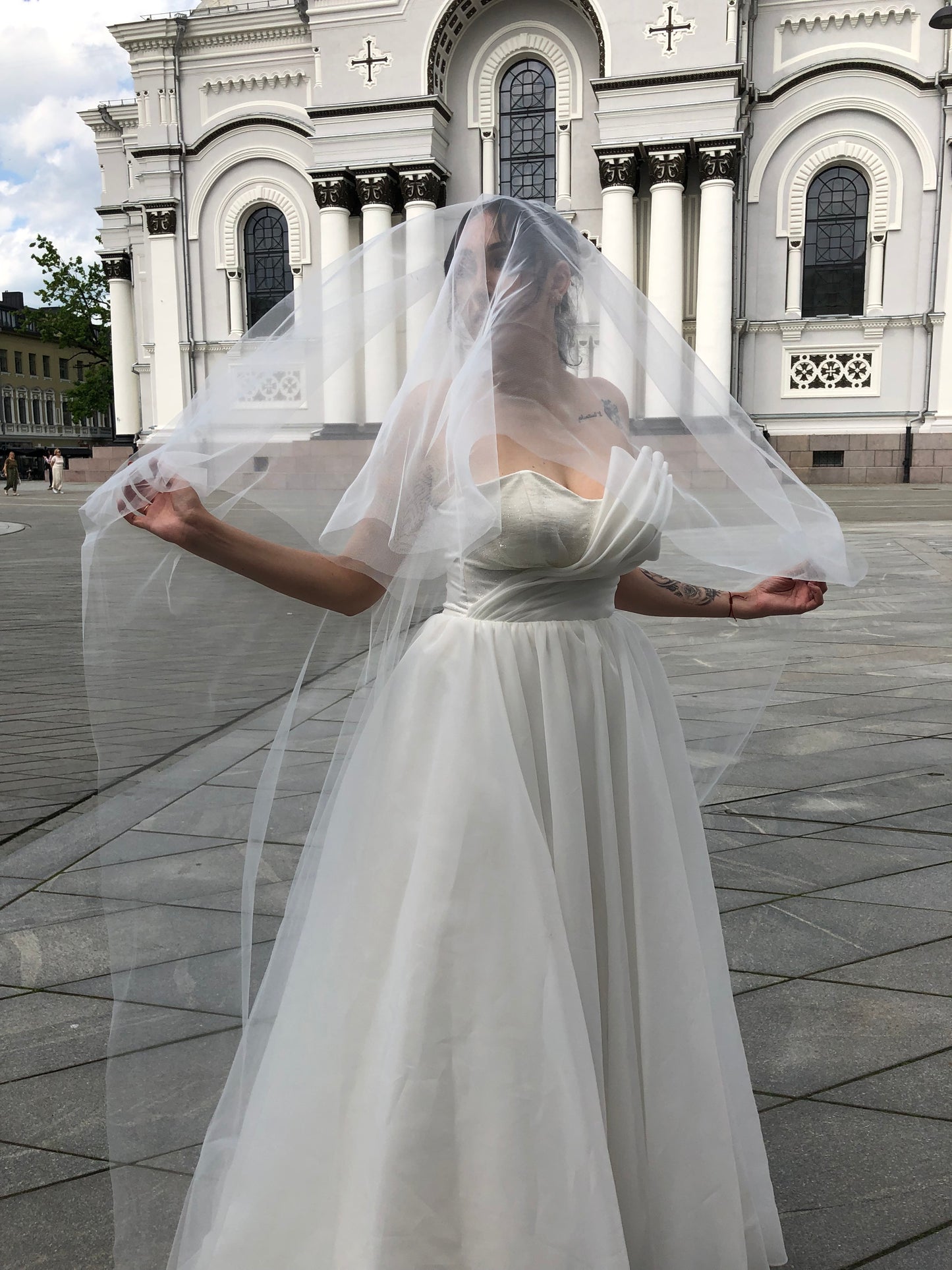 Simple Wedding Veil with Blusher - Minimalist Elegance