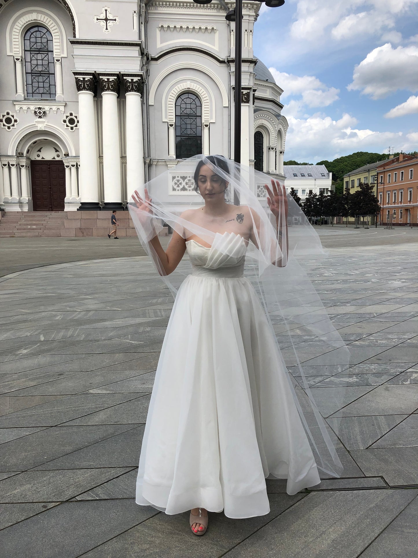Simple Wedding Veil with Blusher - Minimalist Elegance