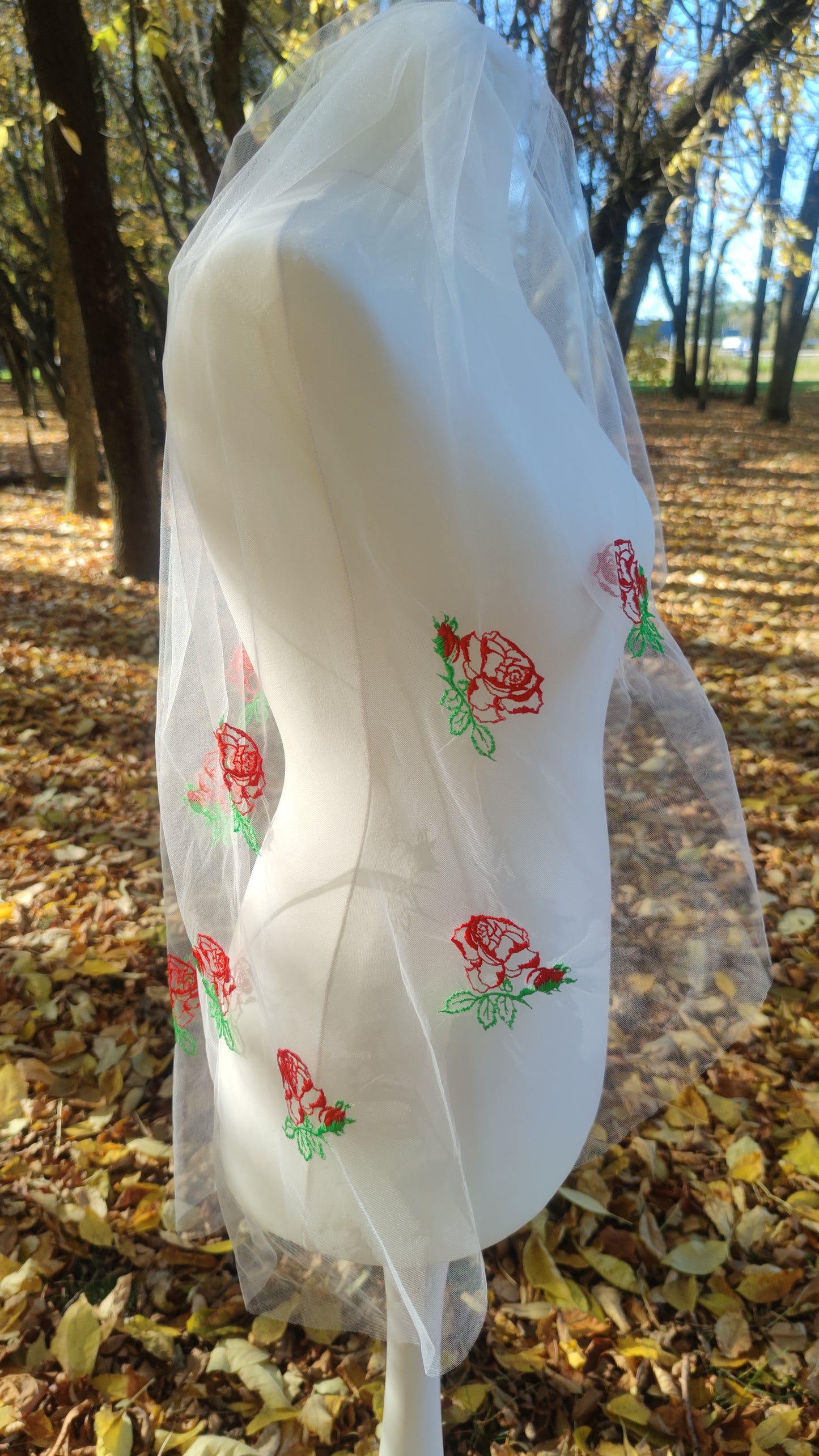 Embroidered Colorful Floral wedding veil Rose