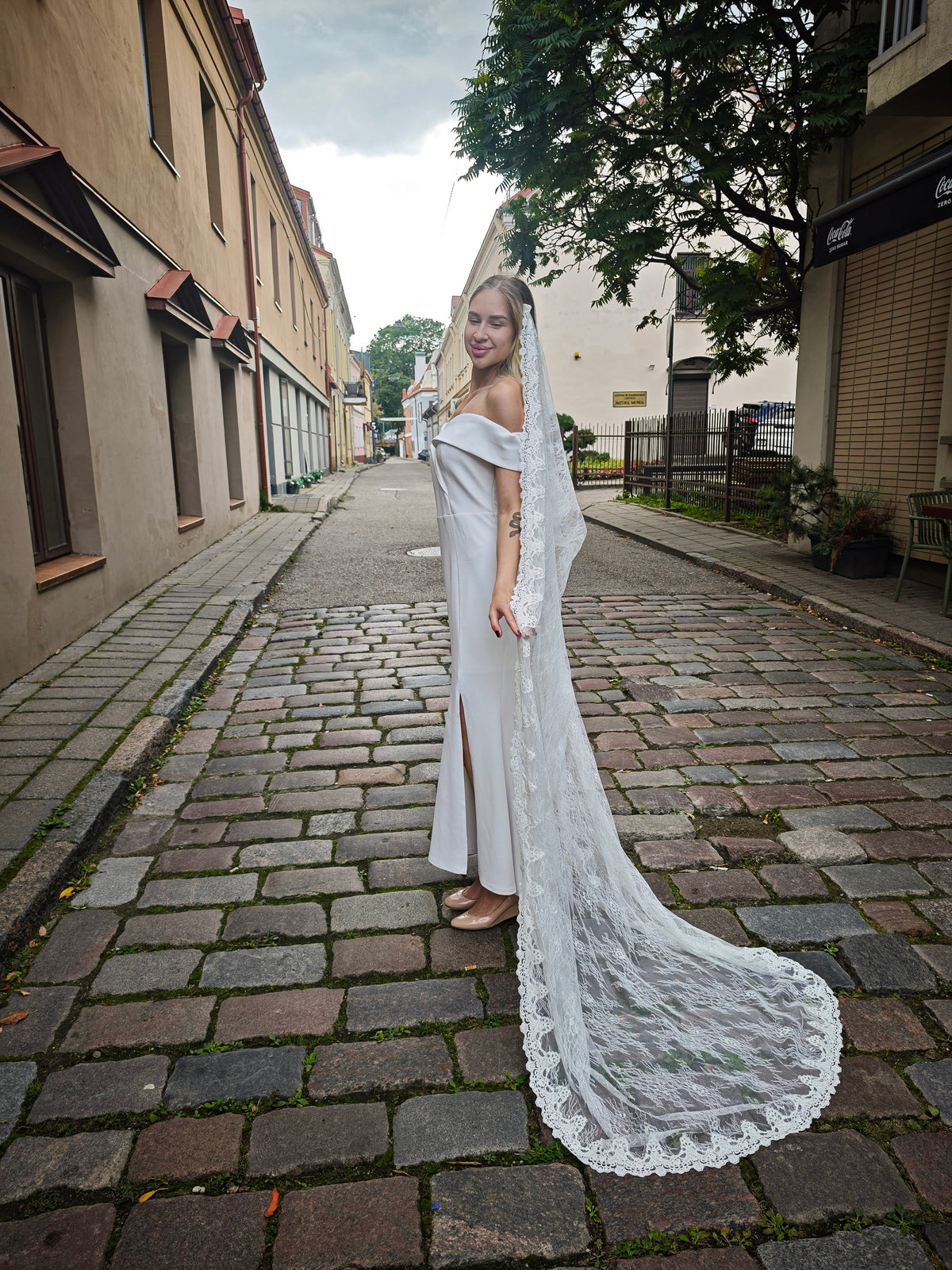 The Austėja Veil – Vintage Lace Draped Wedding Veil, Full Chantilly Lace, Ivory