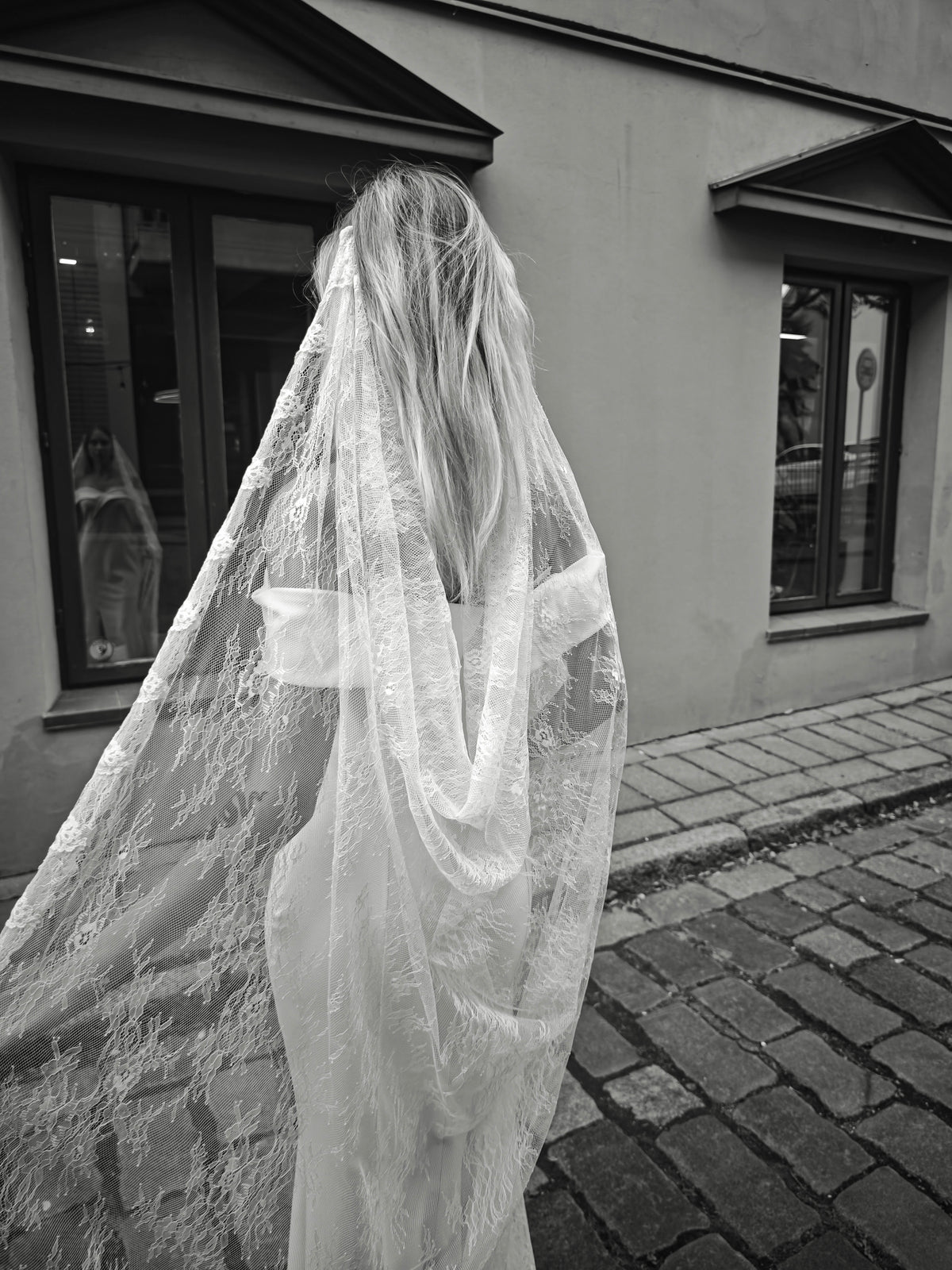 The Austėja Veil – Vintage Lace Draped Wedding Veil, Full Chantilly Lace, Ivory