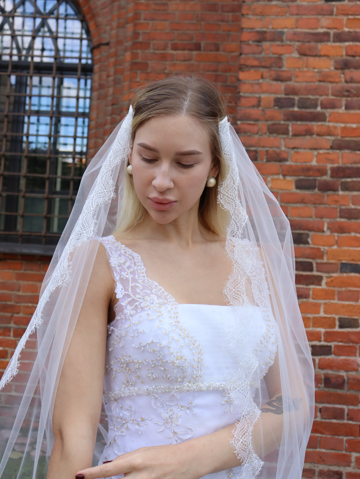 The Daphne Veil – Greek Draped Chantilly Lace Wedding Veil, Single Tier, Ivory