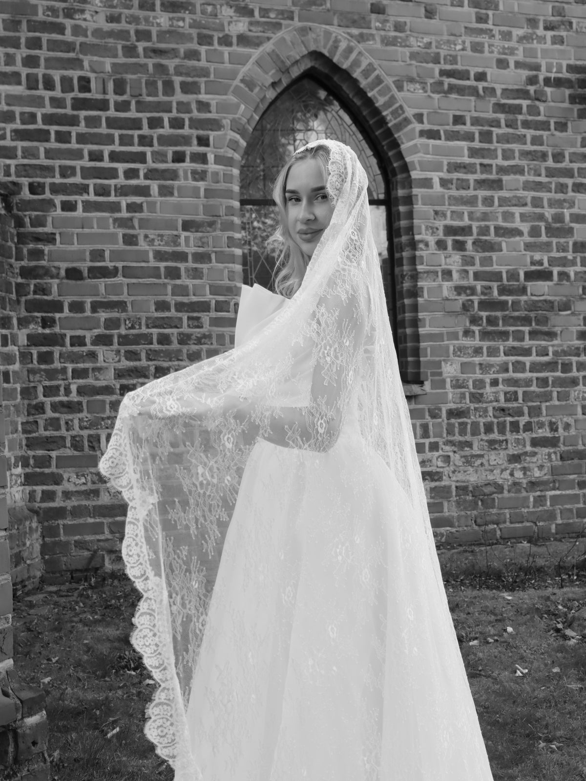The Soleil Veil – Handcrafted Full Lace Chantilly Mantilla Veil, Ivory