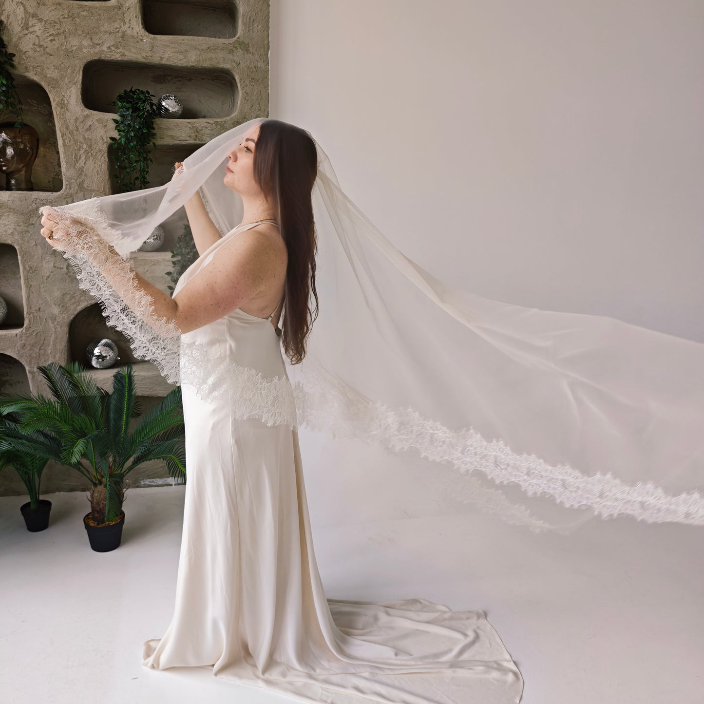Chantilly Lace Wedding Veil with Blusher in Ivory