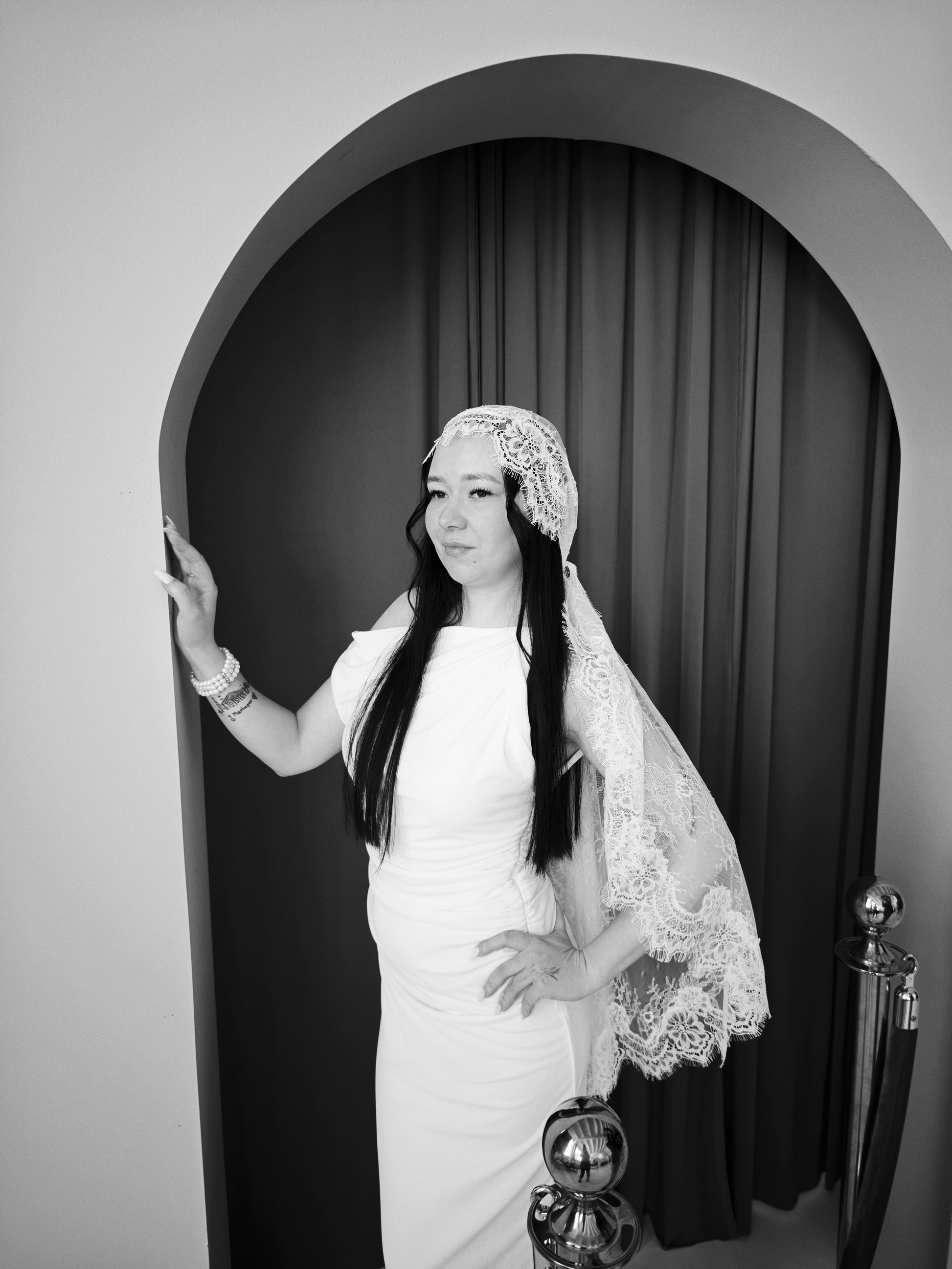 Ivory Chantilly lace Juliet cap wedding veil, fingertip length, lace detail close-up