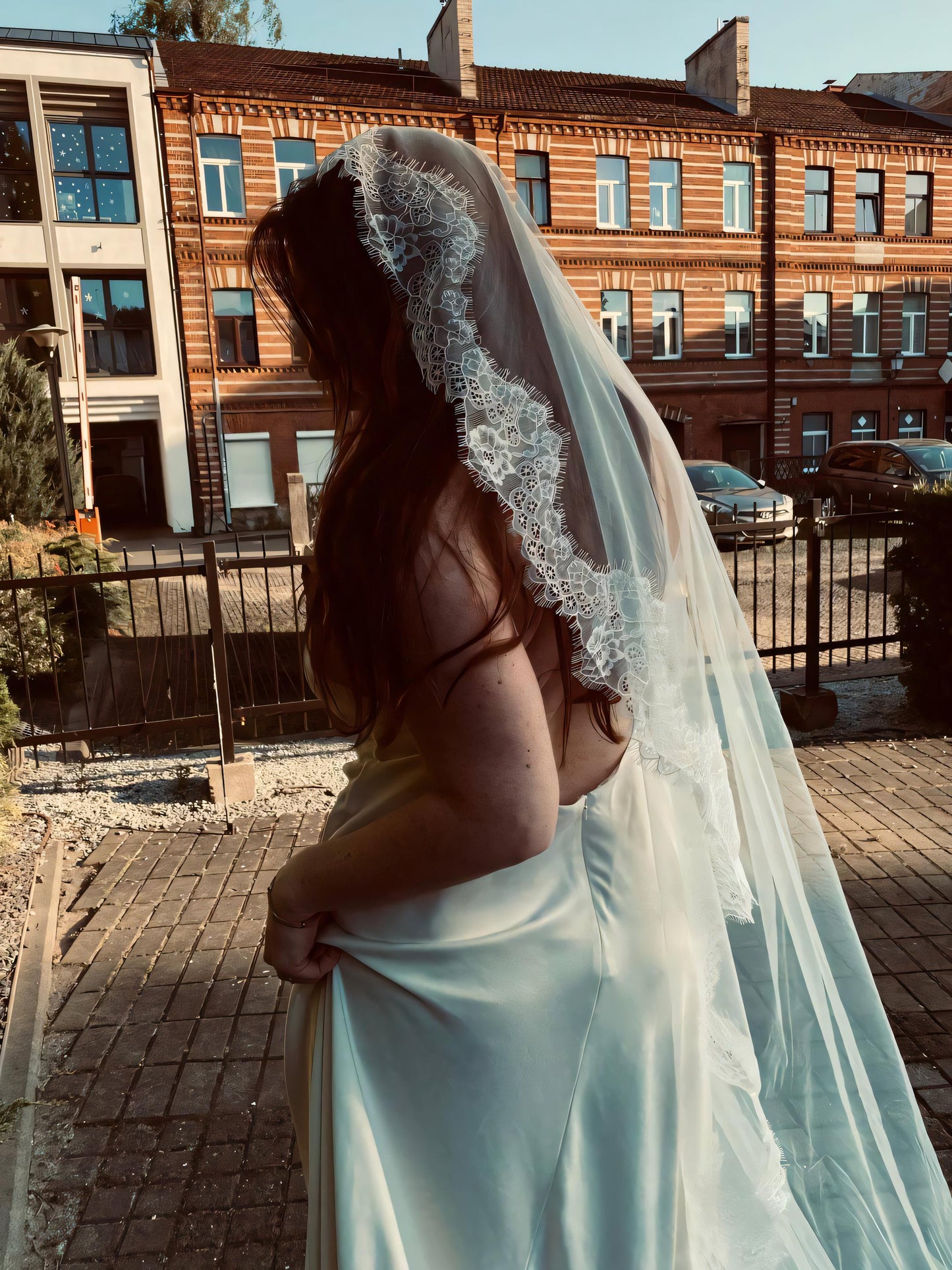 Mantilla Bridal Veil with Chantilly Lace