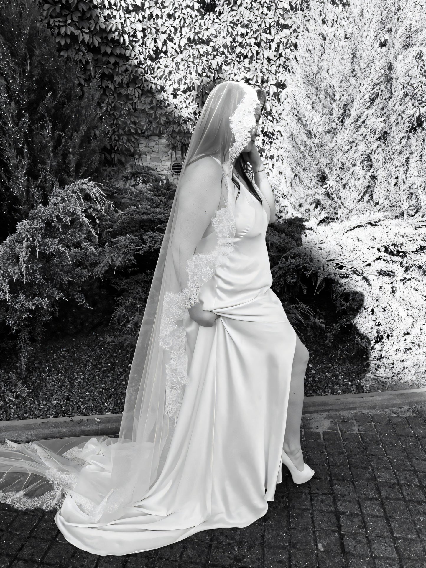 Mantilla Bridal Veil with Chantilly Lace