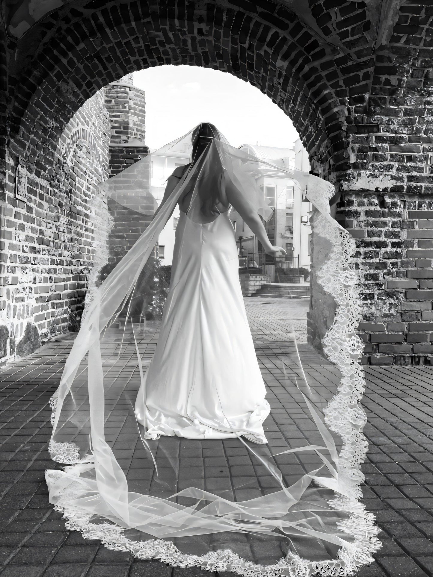 Luxury Bridal Veil with Clean Blusher and Chantilly Lace Trim